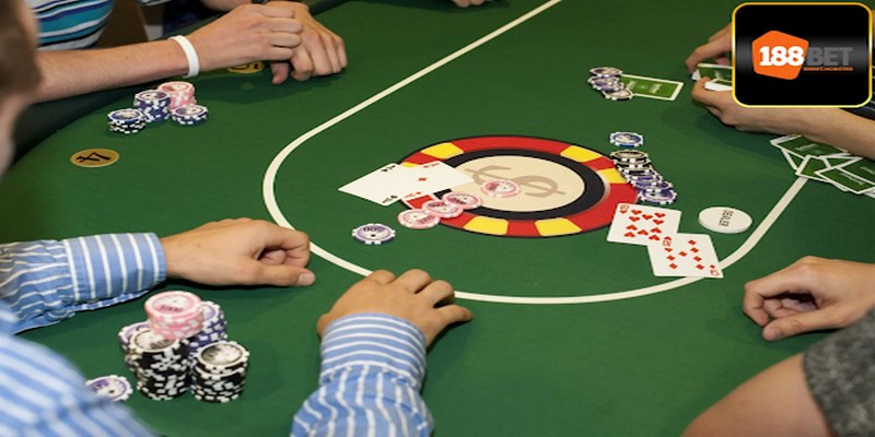 Cách chơi Poker chi tiết qua các vòng cược